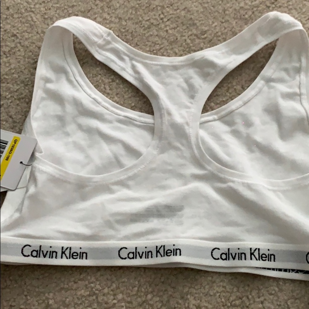 Calvin Klein sports bra NWT - Picture 2 of 3
